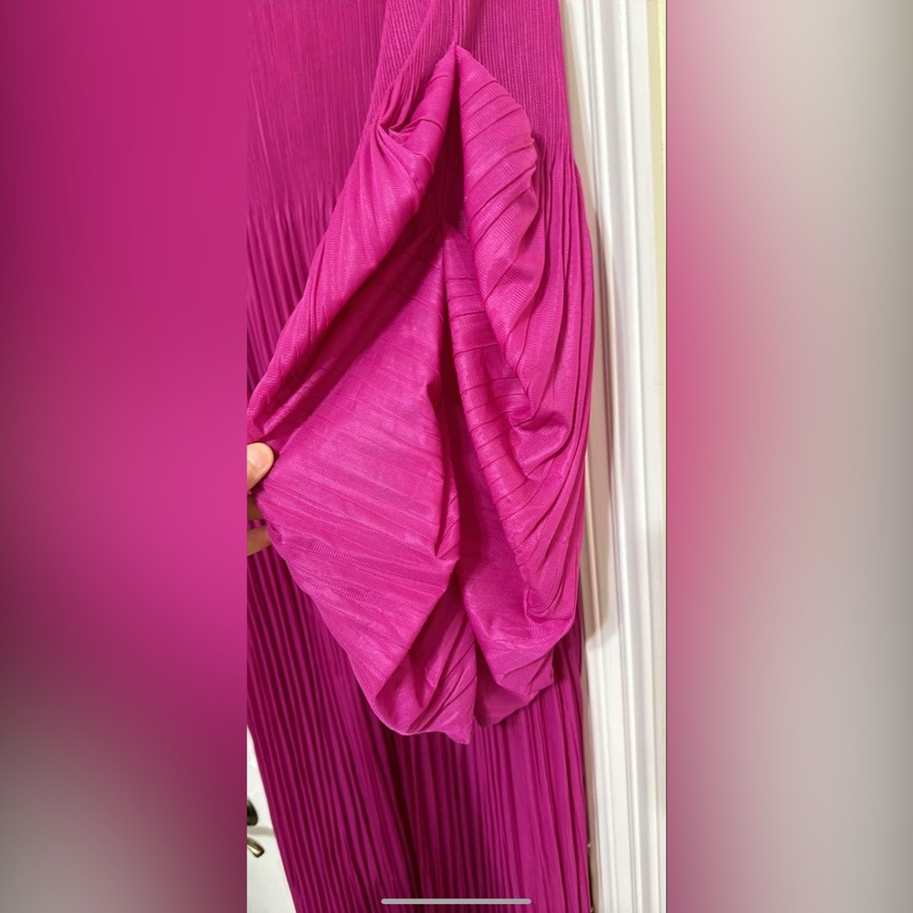 🩷Pleated Dress Magenta -One Size🩷 - Picture 3 of 7